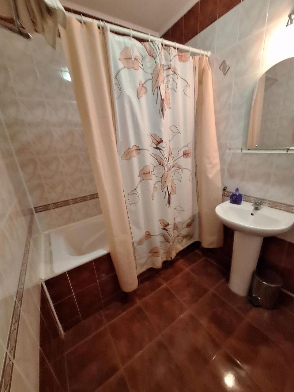 Hotel Барселона Mizikevycha Exterior foto